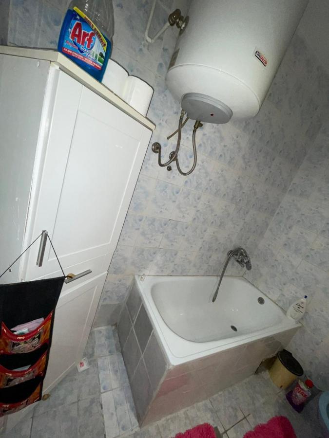 דירות טוזלה Apartman City מראה חיצוני תמונה