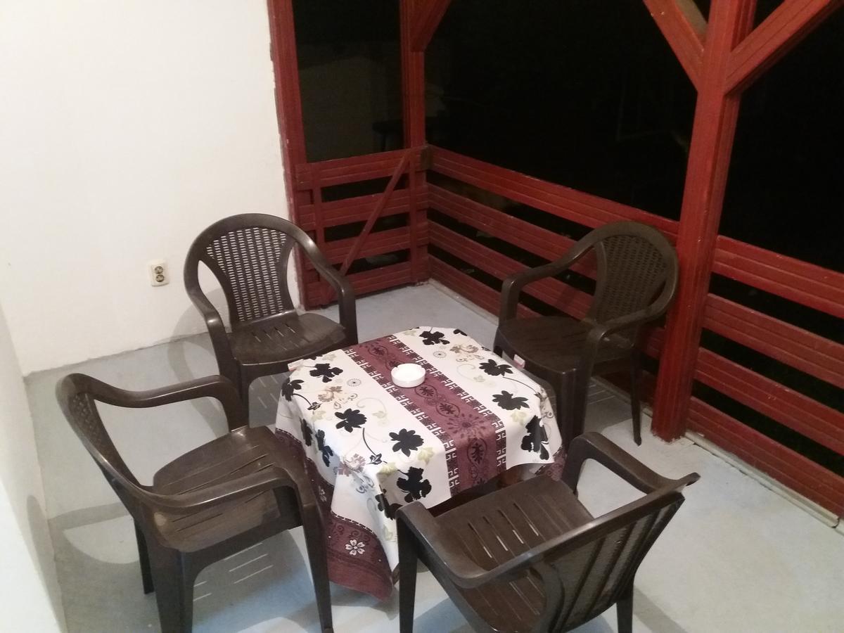 דירות טוזלה Apartman City מראה חיצוני תמונה